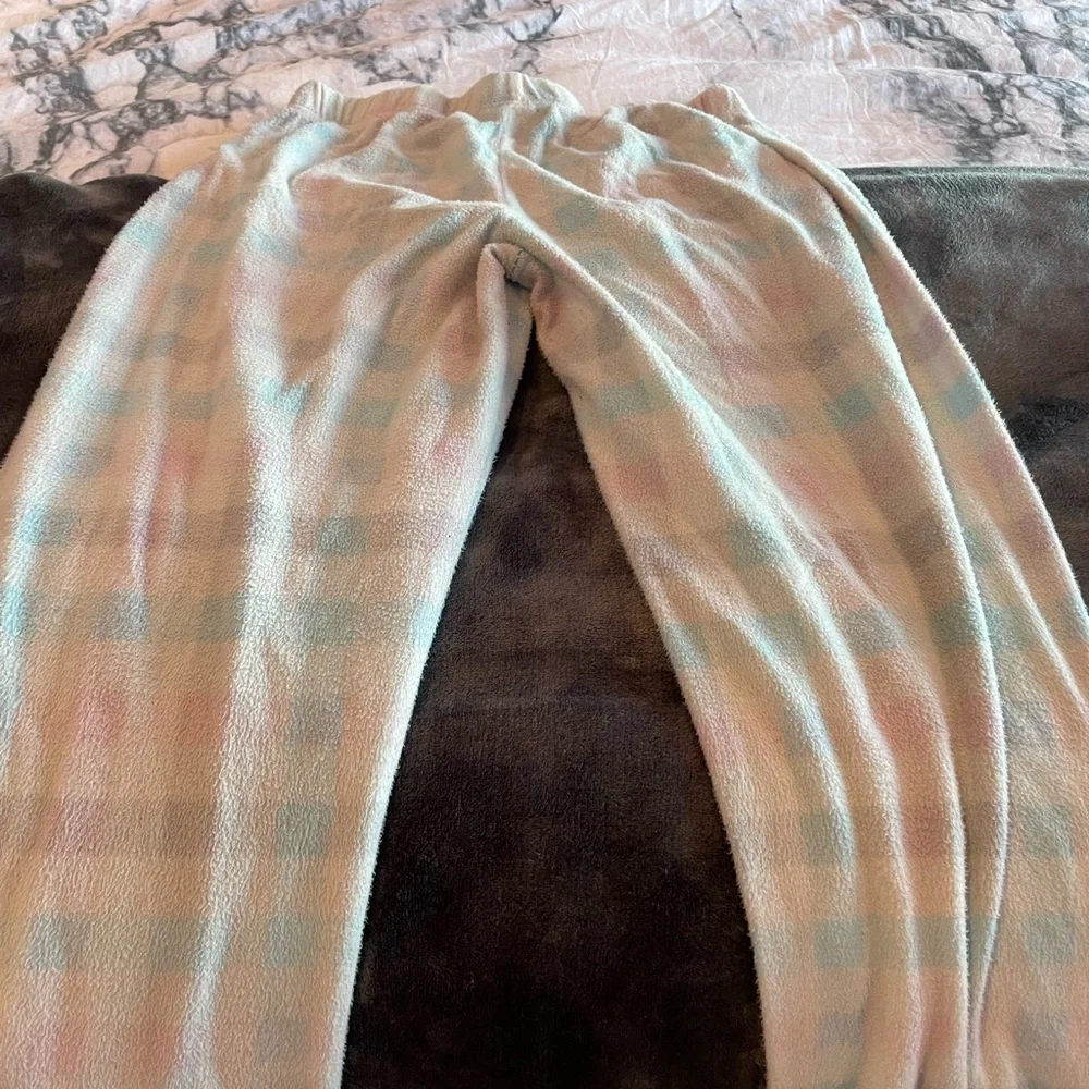 To small - Picture 2 of 3